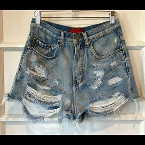 Destroyed high waist light wash denim short